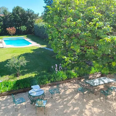 La Folie Mas Provencal Climatise Avec Piscine