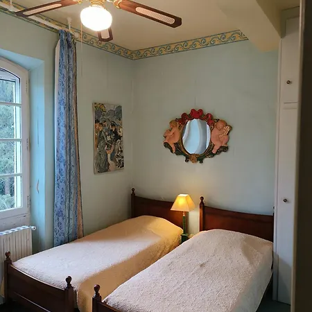 La Folie Mas Provencal Climatise Avec Piscine Bed & Breakfast